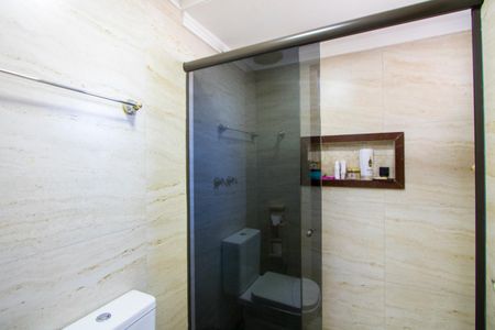 Apartamento à venda com 93m², 3 quartos e 2 vagasBanheiro social