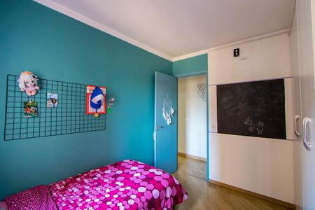 Apartamento à venda com 93m², 3 quartos e 2 vagasQuarto 2