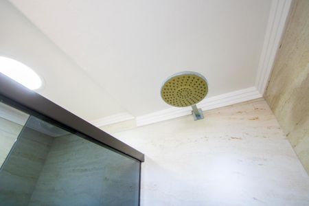 Apartamento à venda com 93m², 3 quartos e 2 vagasBanheiro social