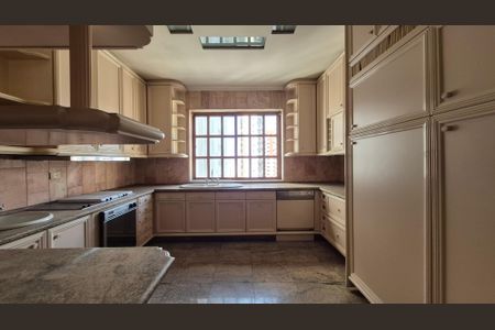 Apartamento à venda com 465m², 4 quartos e 4 vagasCozinha