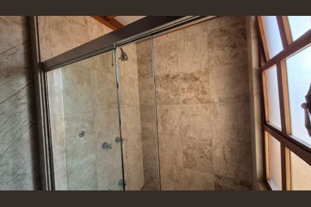 Apartamento à venda com 465m², 4 quartos e 4 vagasBanheiro da Suíte 1