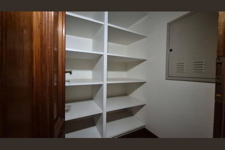 Apartamento à venda com 465m², 4 quartos e 4 vagasCloset da suíte 3