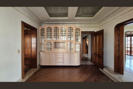 Apartamento à venda com 465m², 4 quartos e 4 vagasSala 2