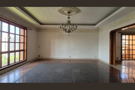 Apartamento à venda com 465m², 4 quartos e 4 vagasSala