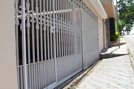 Casa à venda com 3 quartos, 160m² em Vila Valparaíso, Santo André