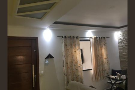 Casa à venda com 2 quartos, 116m² em Jardim Las Vegas, Santo André