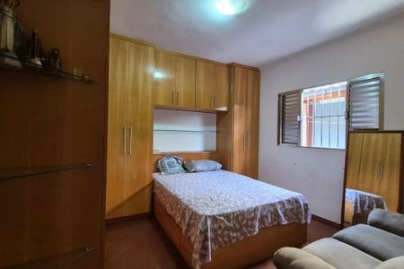 Casa à venda com 3 quartos, 556m² em Campestre, Santo André