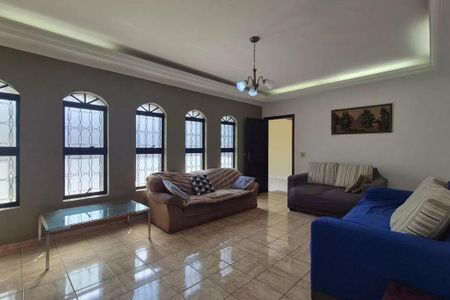 Casa à venda com 3 quartos, 556m² em Campestre, Santo André