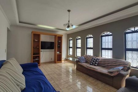 Casa à venda com 3 quartos, 556m² em Campestre, Santo André