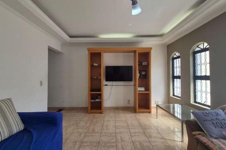 Casa à venda com 3 quartos, 556m² em Campestre, Santo André