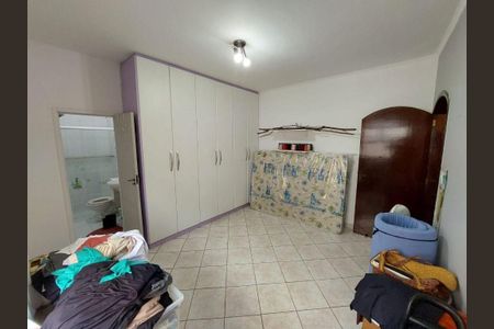 Casa à venda com 3 quartos, 235m² em Santa Maria, Santo André