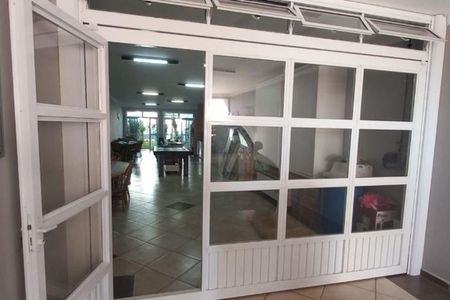 Casa à venda com 3 quartos, 238m² em Paraíso, Santo André