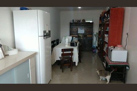 Casa à venda com 4 quartos, 222m² em Vila Junqueira, Santo André