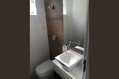 Casa à venda com 3 quartos, 200m² em Parque das Nações, Santo André