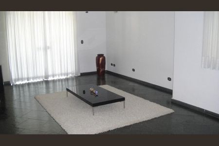 Casa à venda com 4 quartos, 500m² em Campestre, Santo André