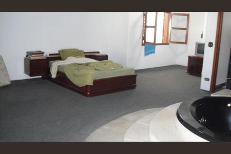 Casa à venda com 4 quartos, 500m² em Campestre, Santo André