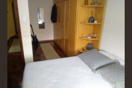 Casa à venda com 3 quartos, 268m² em Vila Alice, Santo André