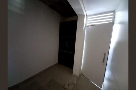 Casa à venda com 5 quartos, 333m² em Santa Maria, Santo André