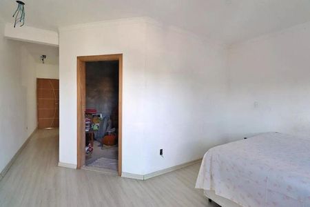 Casa à venda com 4 quartos, 315m² em Vila Eldizia, Santo André