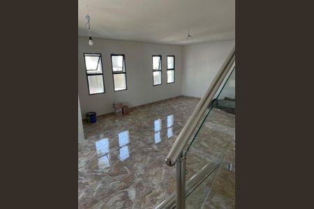 Casa à venda com 2 quartos, 117m² em Vila Pires, Santo André