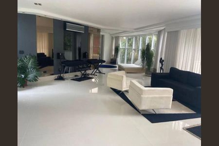 Casa à venda com 5 quartos, 580m² em Parque Terra Nova II, São Bernardo do Campo