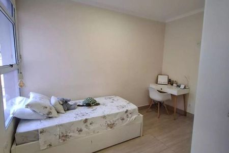 Casa à venda com 3 quartos, 211m² em Vila Eldizia, Santo André