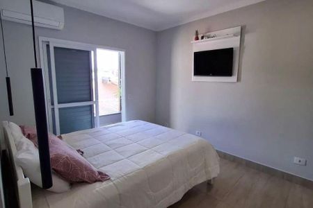 Casa à venda com 3 quartos, 211m² em Vila Eldizia, Santo André