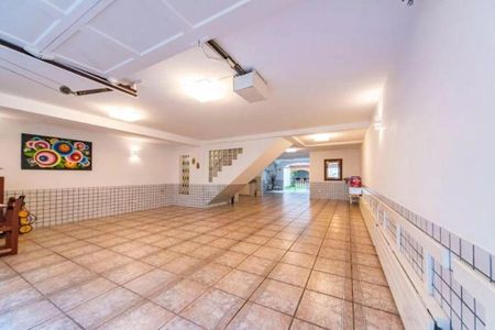 Casa à venda com 3 quartos, 400m² em Vila Assunção, Santo André