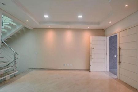 Casa à venda com 4 quartos, 204m² em Vila Assunção, Santo André