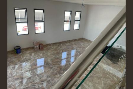 Casa à venda com 2 quartos, 128m² em Vila Pires, Santo André