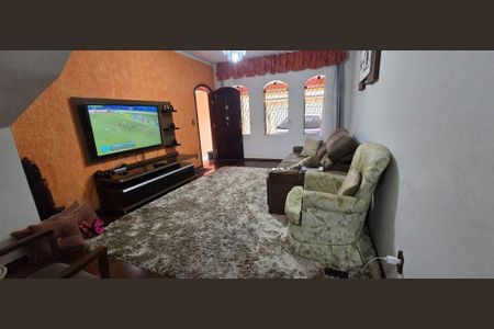 Casa à venda com 4 quartos, 200m² em Vila Camilópolis, Santo André