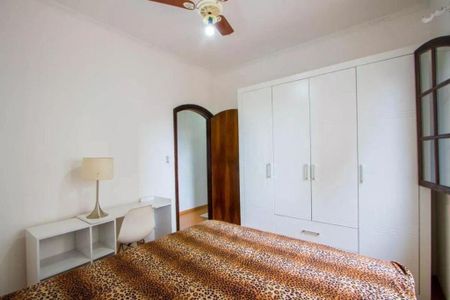 Casa à venda com 3 quartos, 278m² em Vila Valparaíso, Santo André