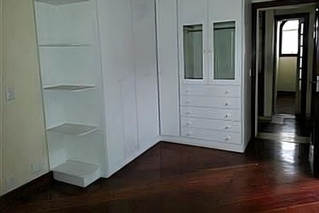 Casa à venda com 5 quartos, 750m² em Jardim Sao Caetano, São Caetano do Sul