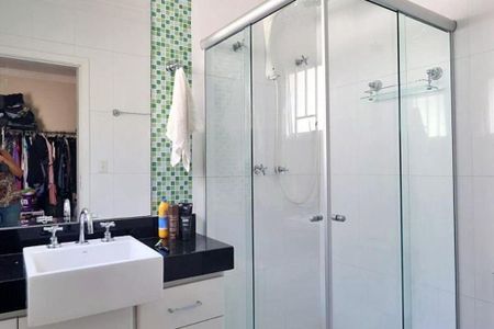 Casa à venda com 3 quartos, 198m² em Campestre, Santo André