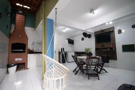 Casa à venda com 3 quartos, 162m² em Santa Maria, São Caetano do Sul