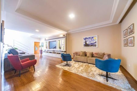 Casa à venda com 4 quartos, 400m² em Vila Santa Teresa, Santo André