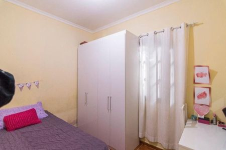 Casa à venda com 3 quartos, 234m² em Jardim Las Vegas, Santo André