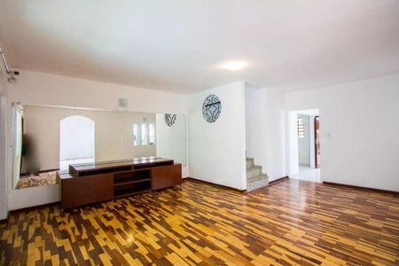 Casa à venda com 3 quartos, 176m² em Vila Alzira, Santo André