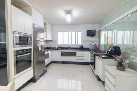Casa à venda com 3 quartos, 244m² em Campestre, Santo André