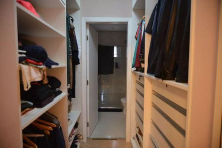 Casa à venda com 3 quartos, 125m² em Vila Scarpelli, Santo André