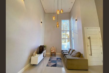 Casa à venda com 3 quartos, 309m² em Vila Eldizia, Santo André