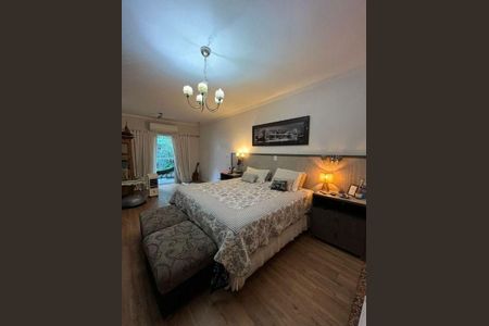 Casa à venda com 4 quartos, 442m² em Vila Floresta, Santo André