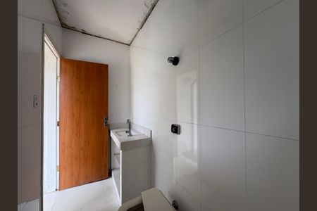 Casa à venda com 424m², 3 quartos e 6 vagasBanheiro 2