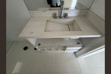 Casa à venda com 424m², 3 quartos e 6 vagasBanheiro