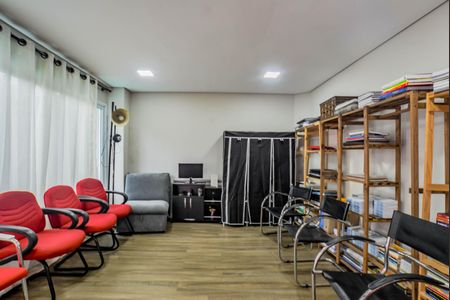 Casa à venda com 409m², 6 quartos e 6 vagas Casa à venda com 409m², 6 quartos e 6 vagasQuarto