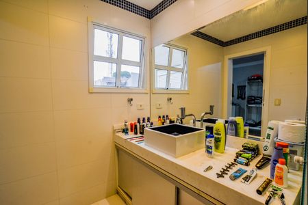 Casa à venda com 409m², 6 quartos e 6 vagas Casa à venda com 409m², 6 quartos e 6 vagasBanheiro da Suíte 3