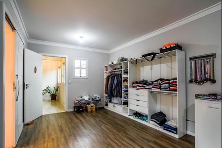 Casa à venda com 409m², 6 quartos e 6 vagas Casa à venda com 409m², 6 quartos e 6 vagasSuíte 3