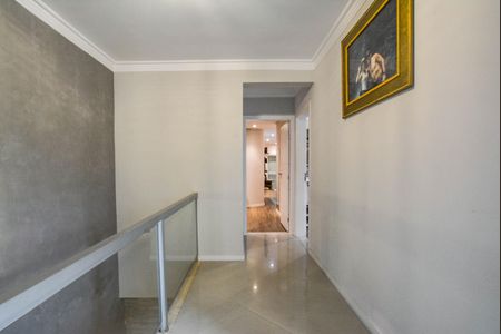 Casa à venda com 409m², 6 quartos e 6 vagas Casa à venda com 409m², 6 quartos e 6 vagasCorredor