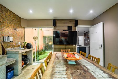 Casa à venda com 409m², 6 quartos e 6 vagas Casa à venda com 409m², 6 quartos e 6 vagasÁrea gourmet