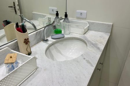 Apartamento para alugar com 60m², 2 quartos e sem vaga Apartamento para alugar com 60m², 2 quartos e sem vagaBanheiro